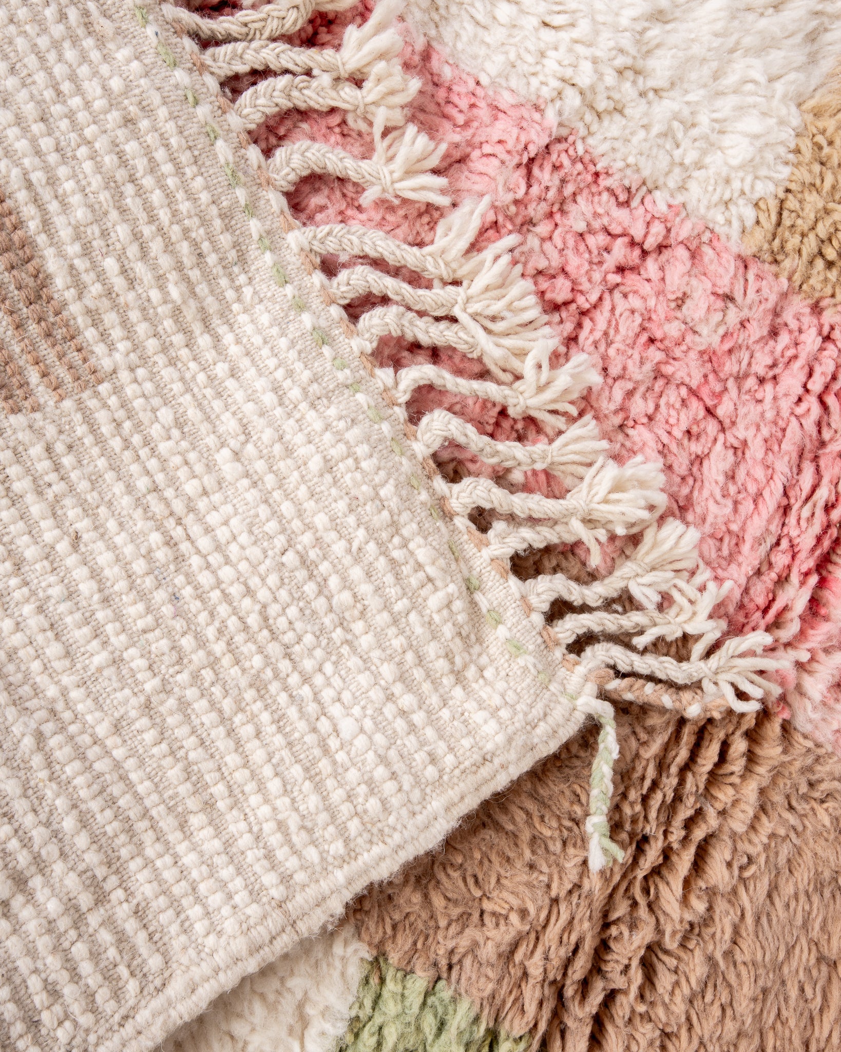 Modern designer handcrafted Berber rug from morocco Beniourain with beautiful colors and patterns